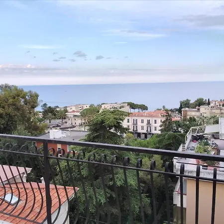 Bellevue דירה *